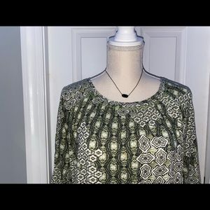 Women’s blouse